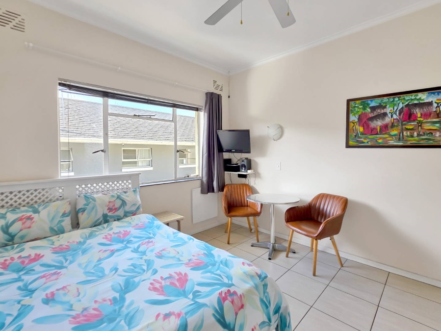 2 Bedroom Property for Sale in Gardens Western Cape